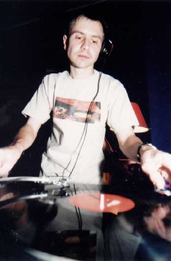 DJ CARPY