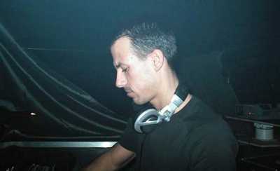 J.Debo 